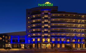 Highcrest Hotel
